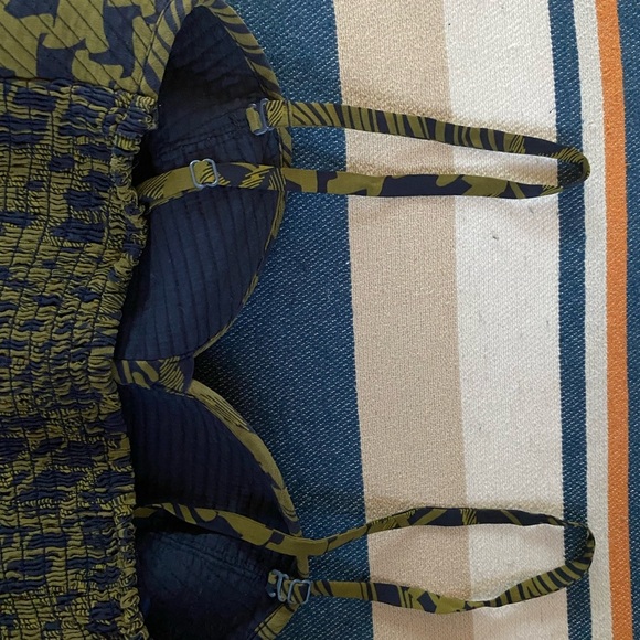 Maple Size Green Silk Print Dress Size 6 - Picture 11 of 12